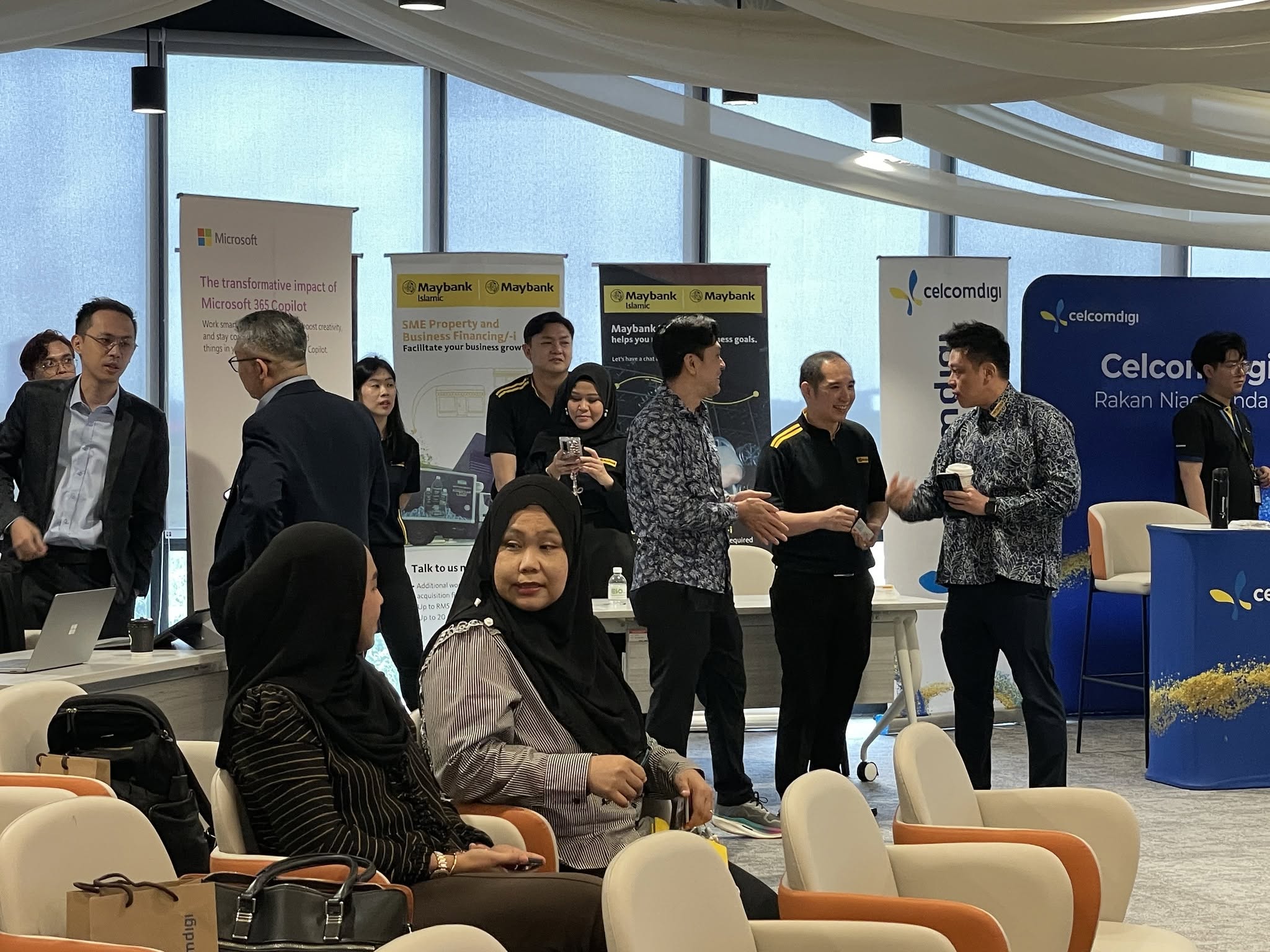 Southern AI Forum opening keynote by Derrick Tan