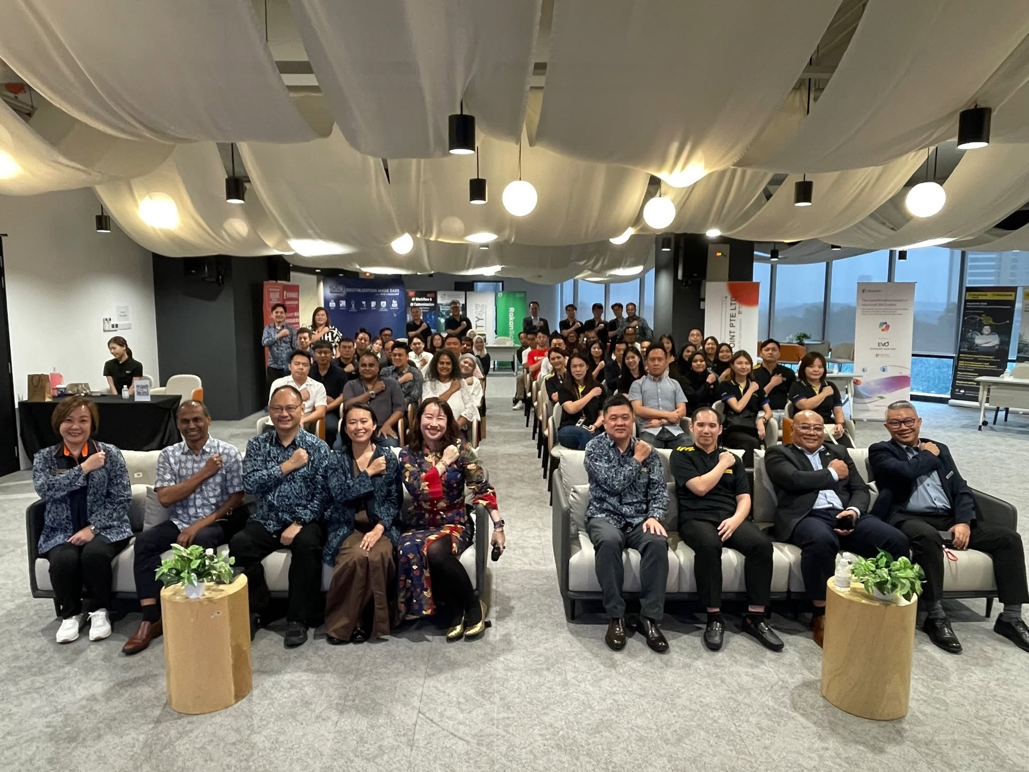 Southern AI Forum group photo with participants