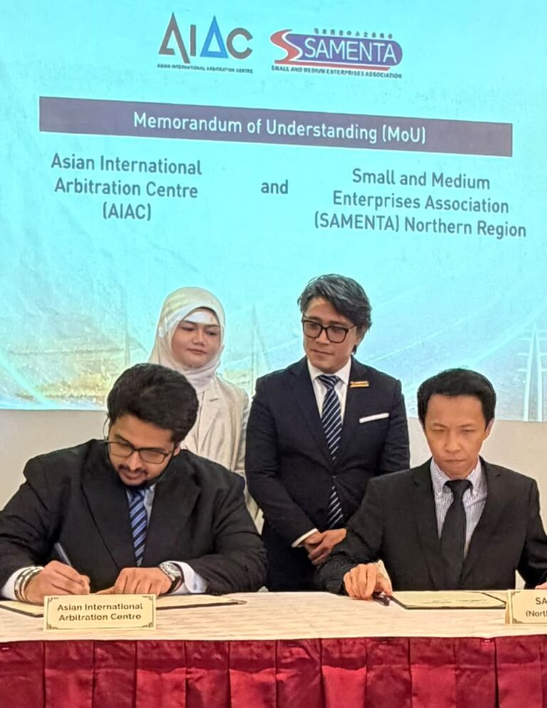 Signing of the Memorandum of Understanding between the Asian International Arbitration Centre (AIAC) and SAMENTA Northern Region at Gurney Bay Hotel, Penang